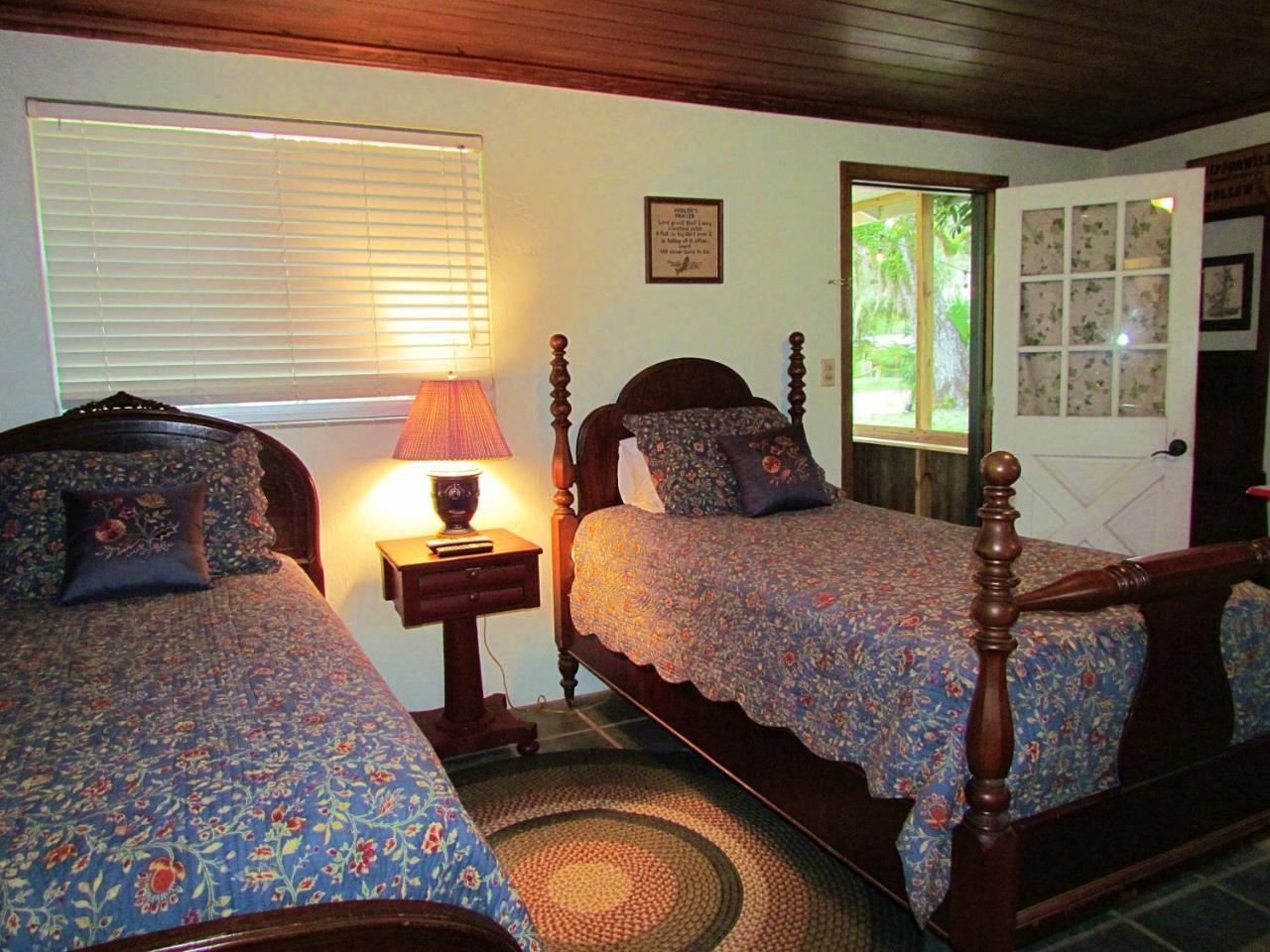 The Yearling Cabins Cross Creek Esterno foto