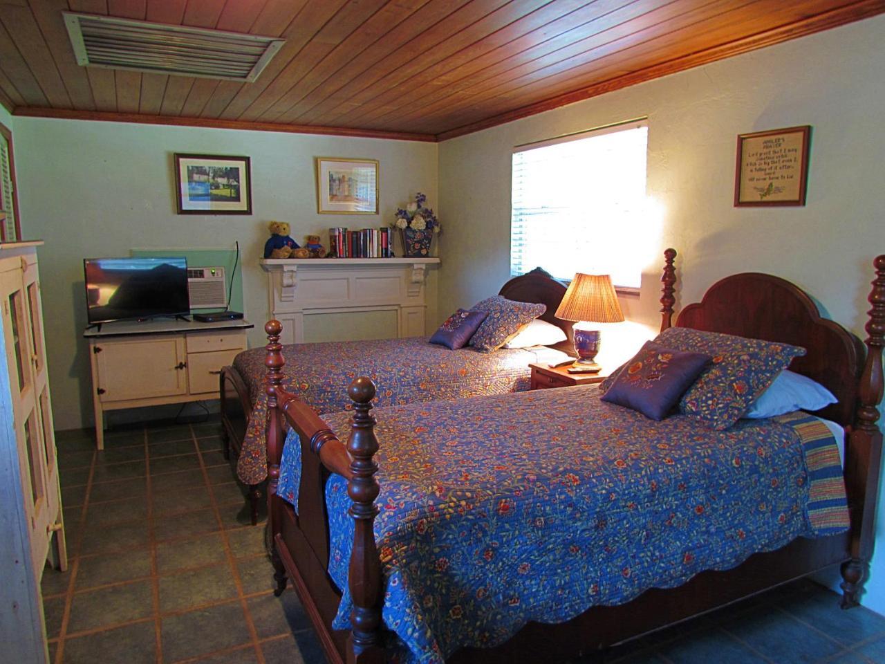 The Yearling Cabins Cross Creek Esterno foto